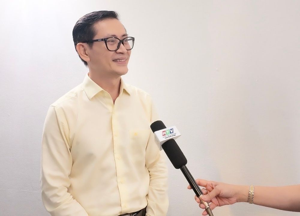 Trả lời phỏng vấn cùng HTV